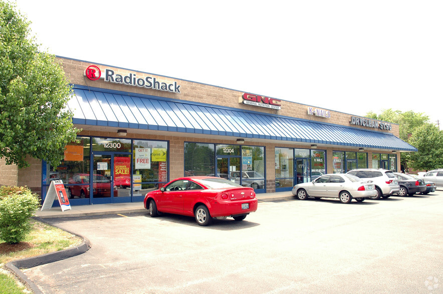 12300-12316 Dorsett Rd, Maryland Heights, MO à louer - Photo de l’immeuble – Image 3 sur 5