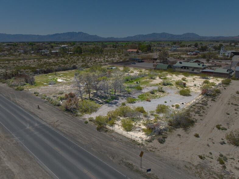 1900 Blagg Rd, Pahrump, NV à vendre - Aérien – Image 2 sur 12