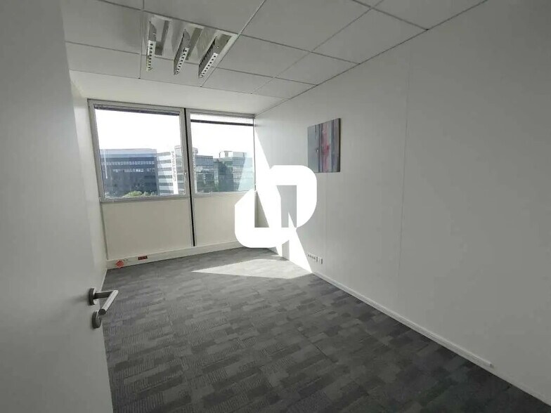 Bureau dans Vélizy-Villacoublay à louer - Photo de l’immeuble – Image 2 sur 5
