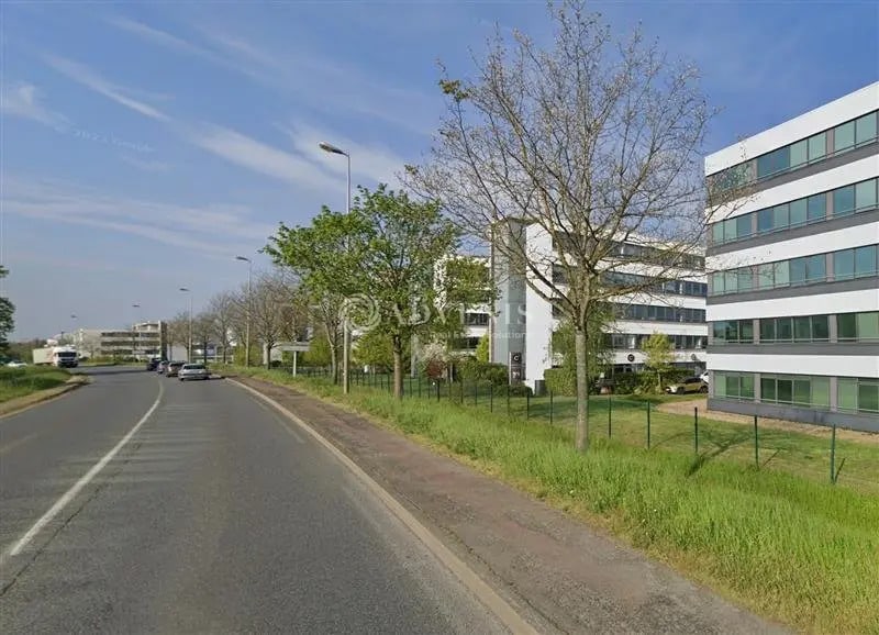 Bureau dans Tours à louer - Photo de l’immeuble – Image 2 sur 11