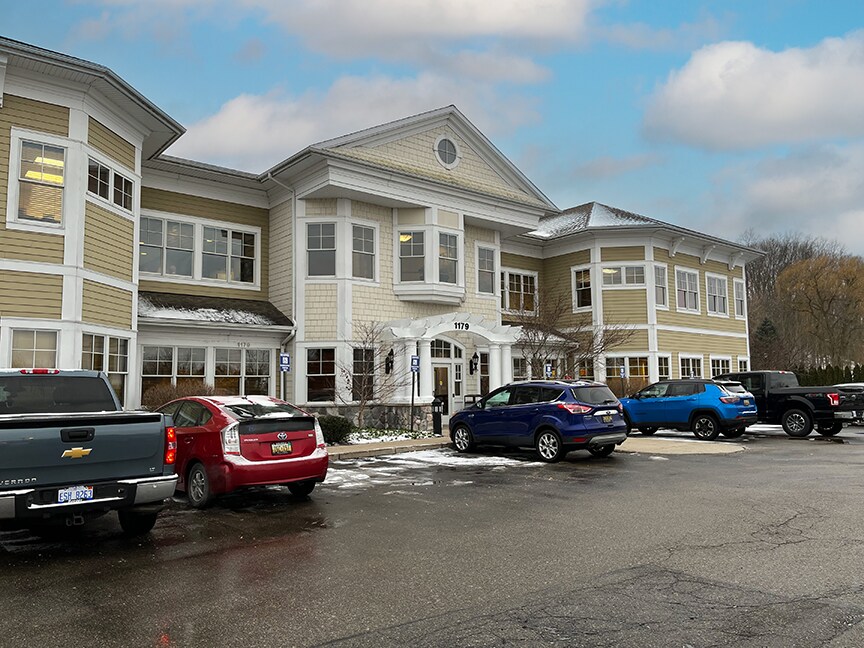 1179 E Paris Ave SE, Grand Rapids, MI à louer Photo principale– Image 1 sur 3