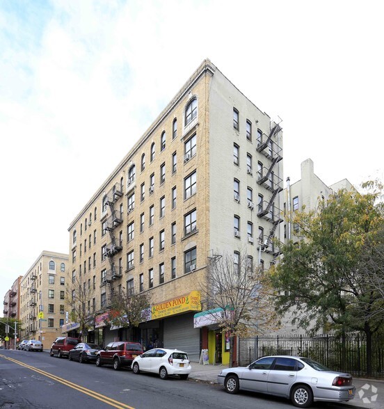 221-233 E 169th St, Bronx, NY à louer - Photo de l’immeuble – Image 1 sur 4