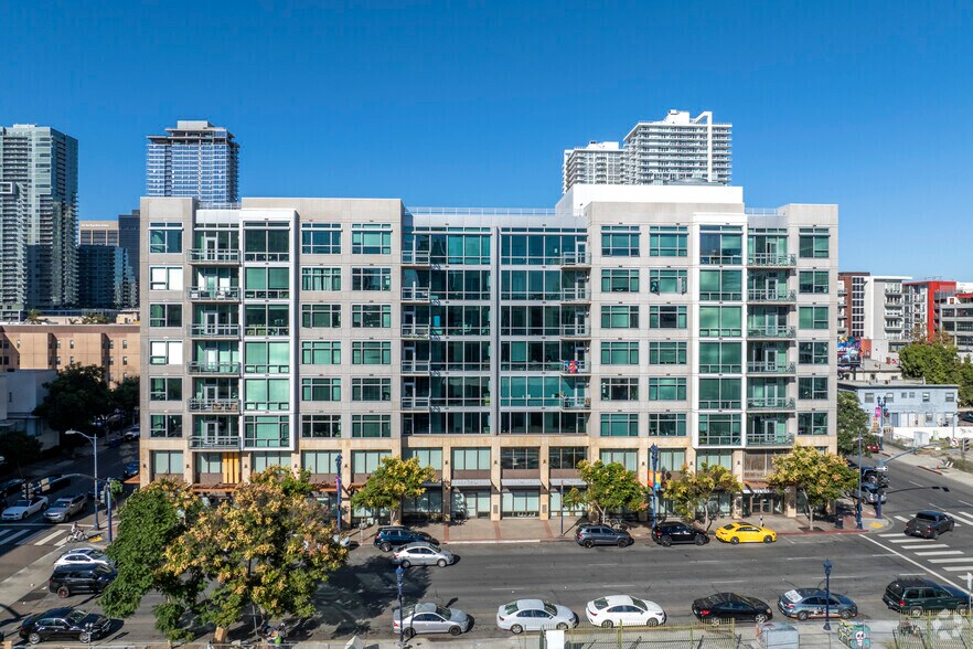 707 10th Ave, San Diego, CA à louer - Photo de l’immeuble – Image 3 sur 3