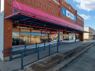 Plus de détails pour 110 E Franklin St, Hillsboro, TX - Local commercial à vendre