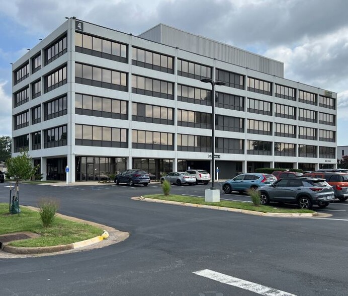 291 Independence Blvd, Virginia Beach, VA à louer - Photo de l’immeuble – Image 1 sur 19