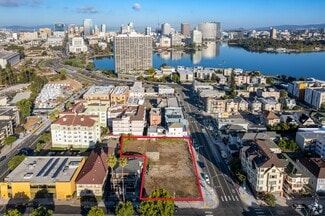 Plus de détails pour 229 International Blvd, Oakland, CA - Terrain à vendre