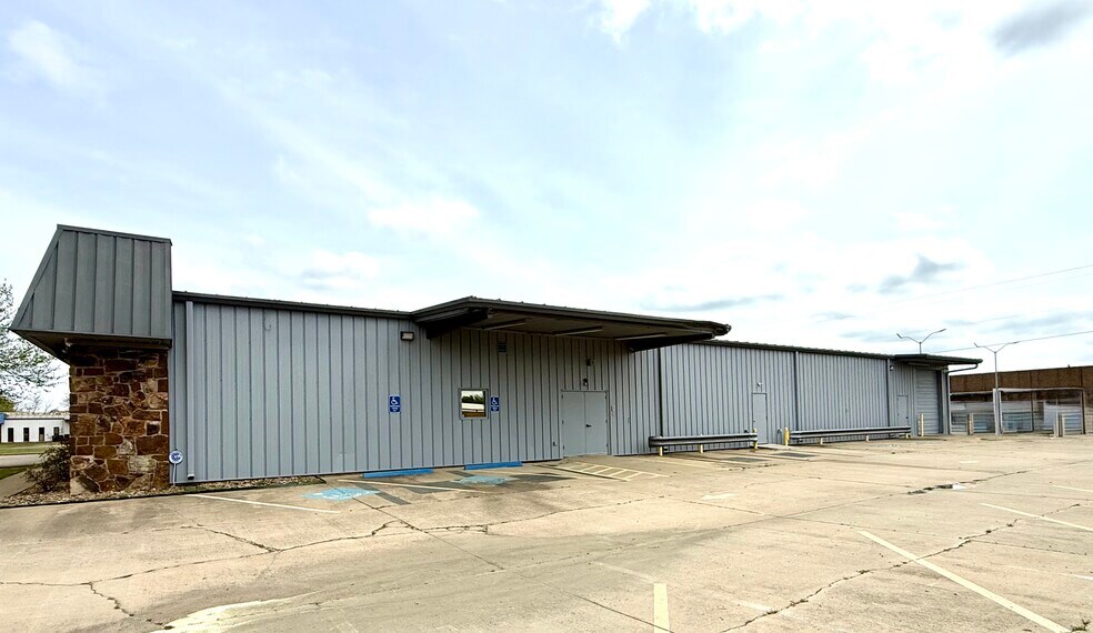 3904 Ayers Rd, Fort Smith, AR à louer - Photo de l’immeuble – Image 3 sur 23