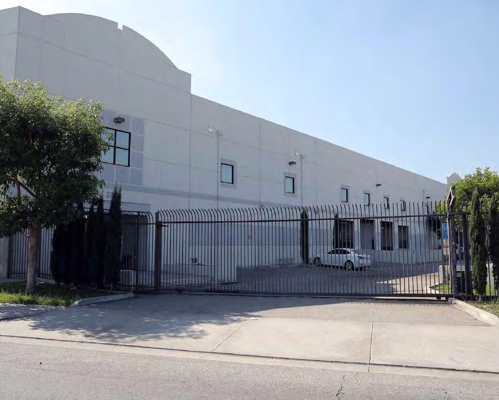 2025-2027 Long Beach Ave, Los Angeles, CA à louer Photo principale– Image 1 sur 44