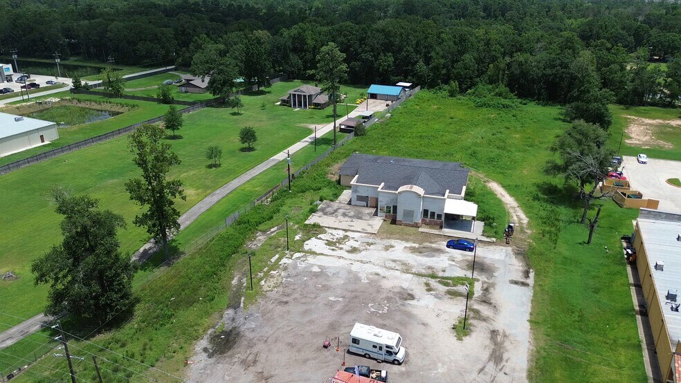 23515 FM 1314 Rd, Porter, TX à vendre - Vidéo sur l’annonce professionnelle – Image 2 sur 18