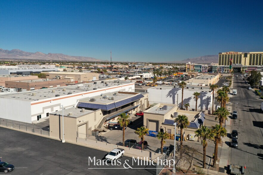 5145 Rogers St, Las Vegas, NV à vendre - Photo de l’immeuble – Image 3 sur 7