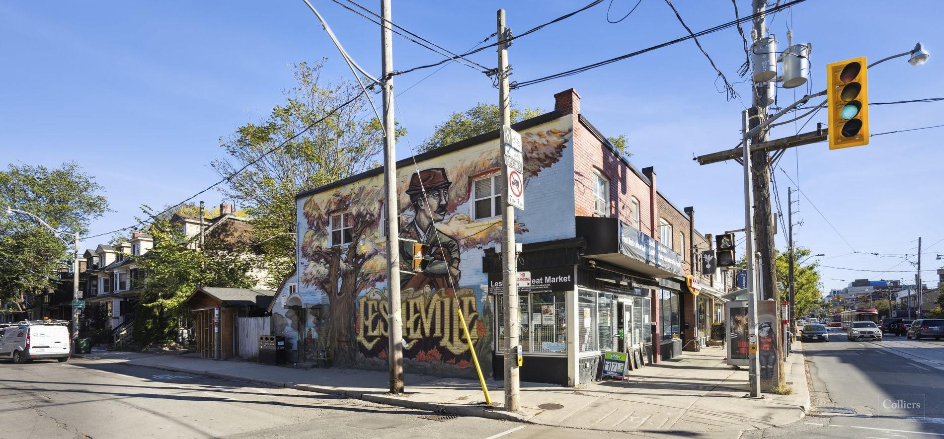 1160 Queen St E, Toronto, ON à vendre Photo de l’immeuble– Image 1 sur 4