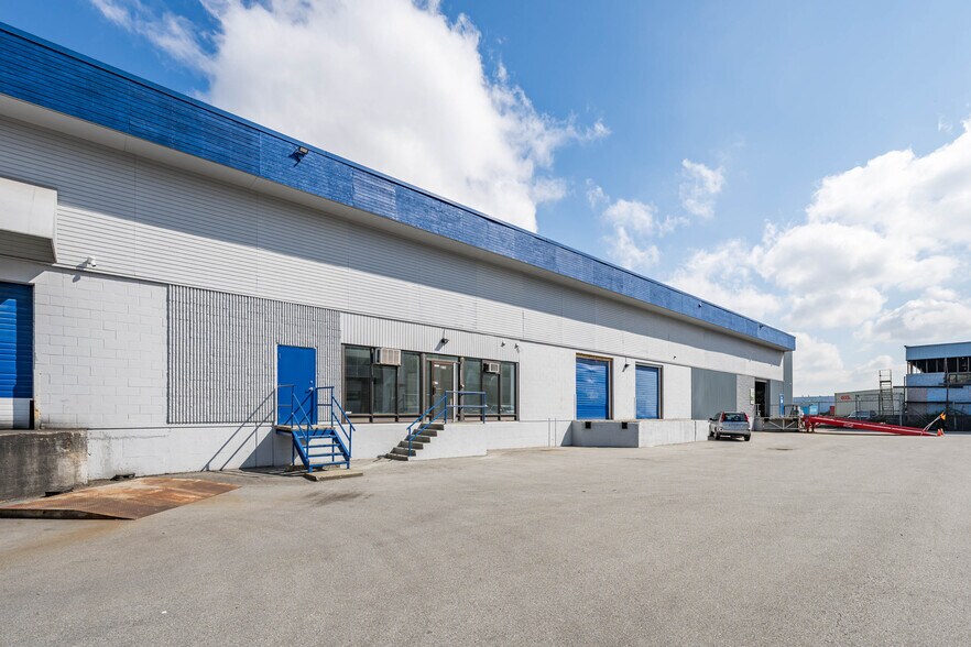 2620 Simpson Rd, Richmond, BC à louer - Photo de l’immeuble – Image 3 sur 27