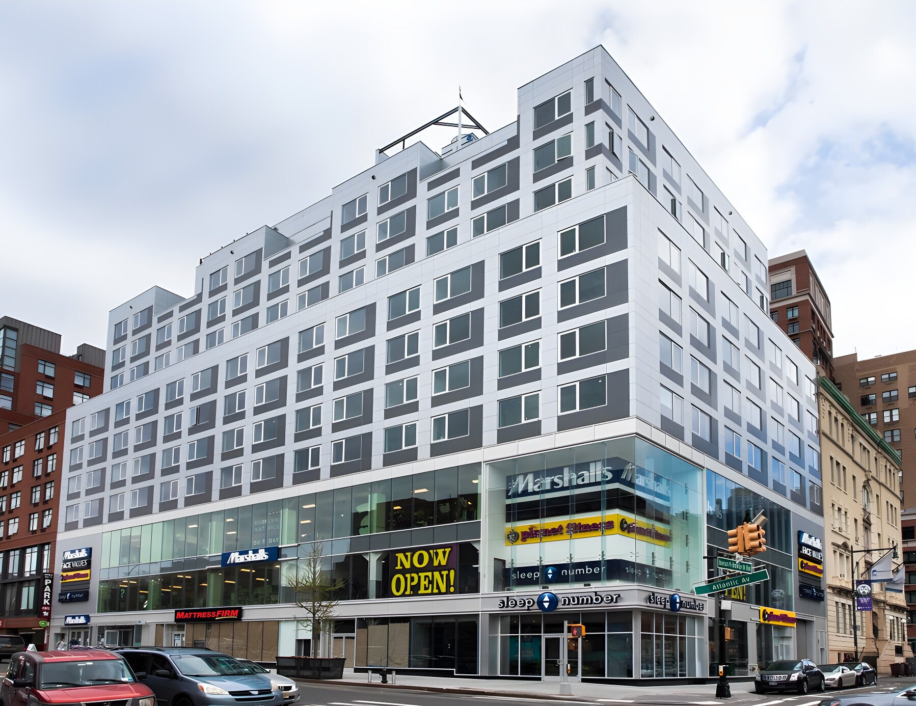 241 Atlantic Ave, Brooklyn, NY à louer Photo principale– Image 1 sur 9