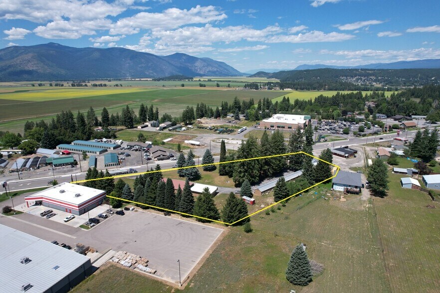 6409 S Main St, Bonners Ferry, ID à vendre - Photo de l’immeuble – Image 2 sur 14