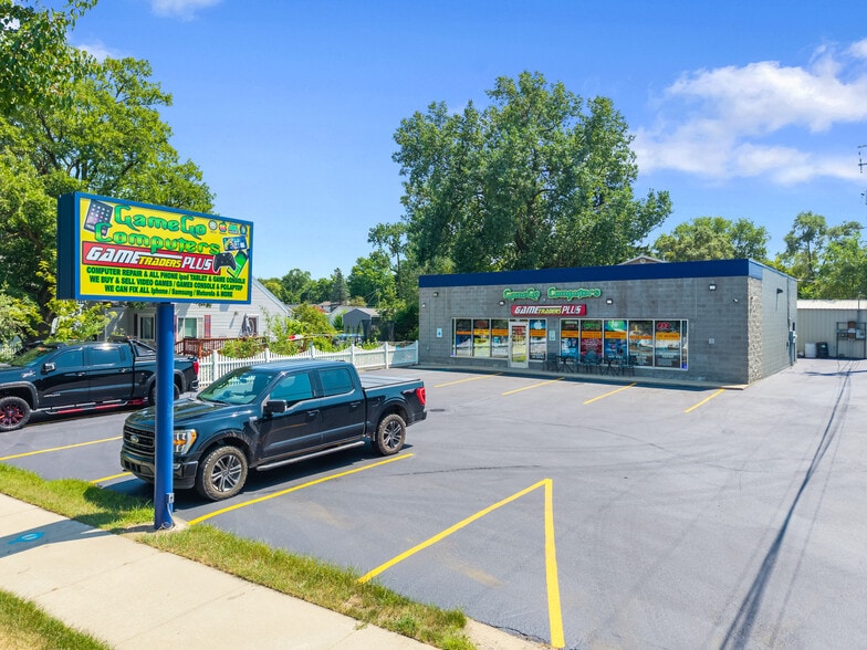 700-720 N Mission St, Mount Pleasant, MI à vendre - Photo de l’immeuble – Image 3 sur 6