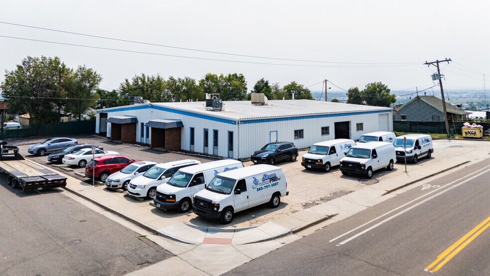 2350 W Bates Ave, Englewood, CO à vendre - Photo de l’immeuble – Image 2 sur 43