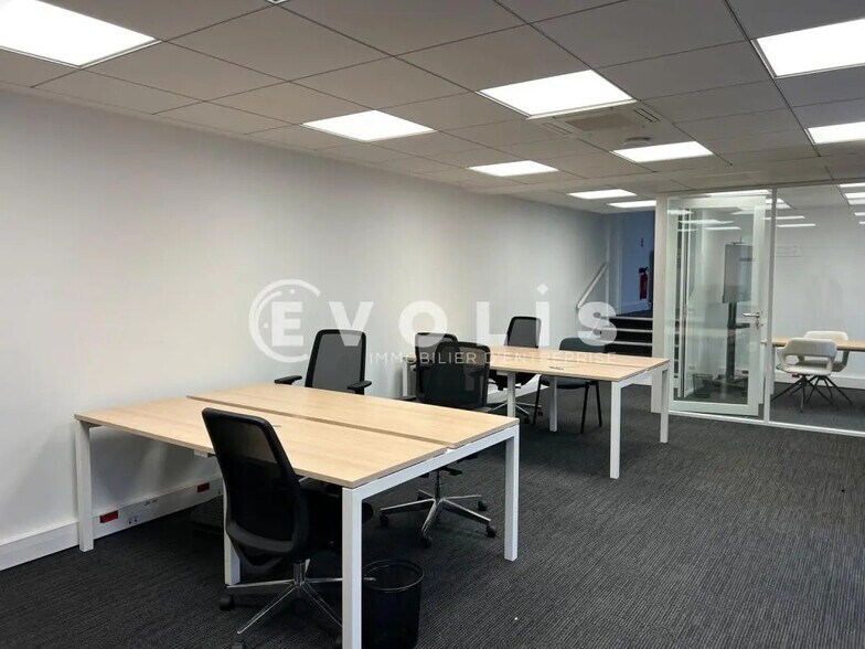 Bureau dans Paris à louer - Photo de l’immeuble – Image 2 sur 12