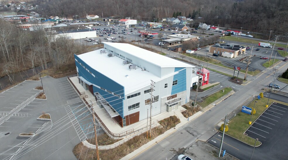 1901 Eljadid St, Morgantown, WV à vendre - Photo de l’immeuble – Image 3 sur 14