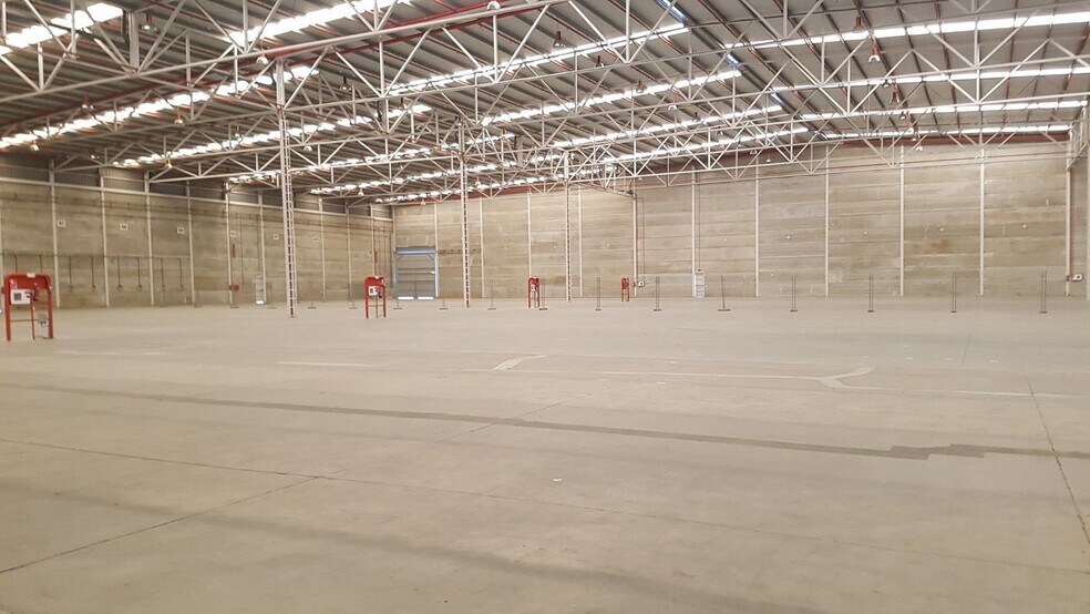 Industriel/Logistique dans SEVILLA à louer - Photo de l’immeuble – Image 3 sur 10