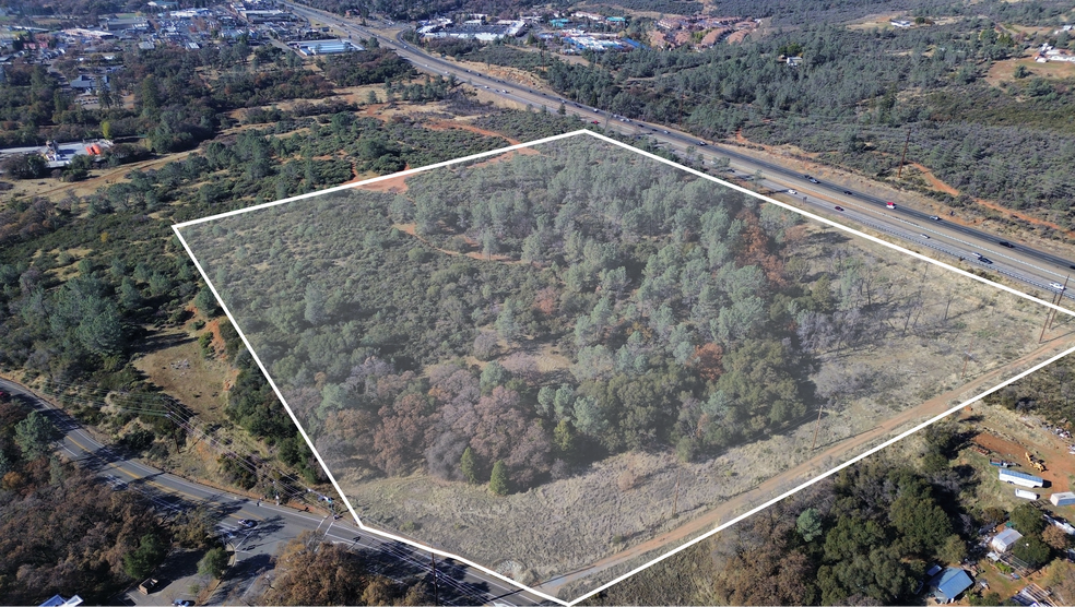 4000 Via del Gatos, Cameron Park, CA à vendre - Photo de l’immeuble – Image 2 sur 3