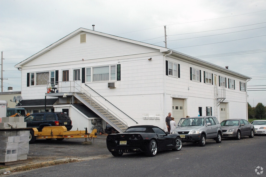 606 Route 88, Point Pleasant, NJ à louer - Photo de l’immeuble – Image 2 sur 2