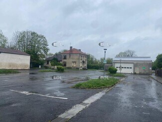Plus de détails pour Local d'activités à louer