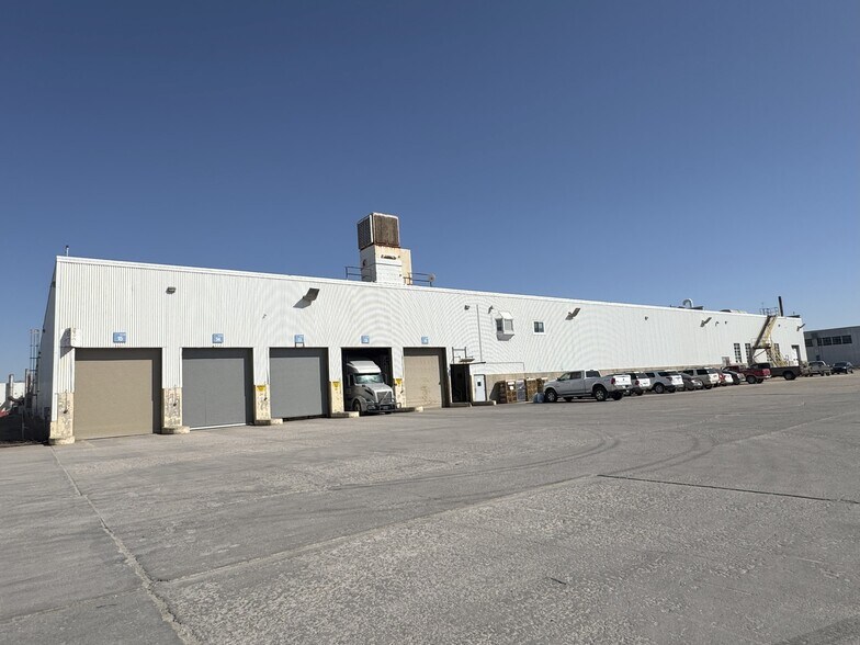 3401 E 4th Ave, Hutchinson, KS à vendre - Photo de l’immeuble – Image 1 sur 9