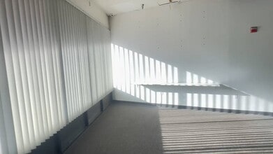 1602-1670 W Airport Blvd, Sanford, FL à louer - Vidéo sur l’annonce professionnelle 