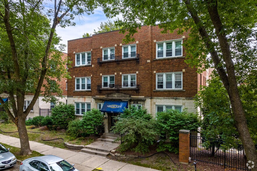 928 N 15th St, Milwaukee, WI à vendre - Photo principale – Image 1 sur 19