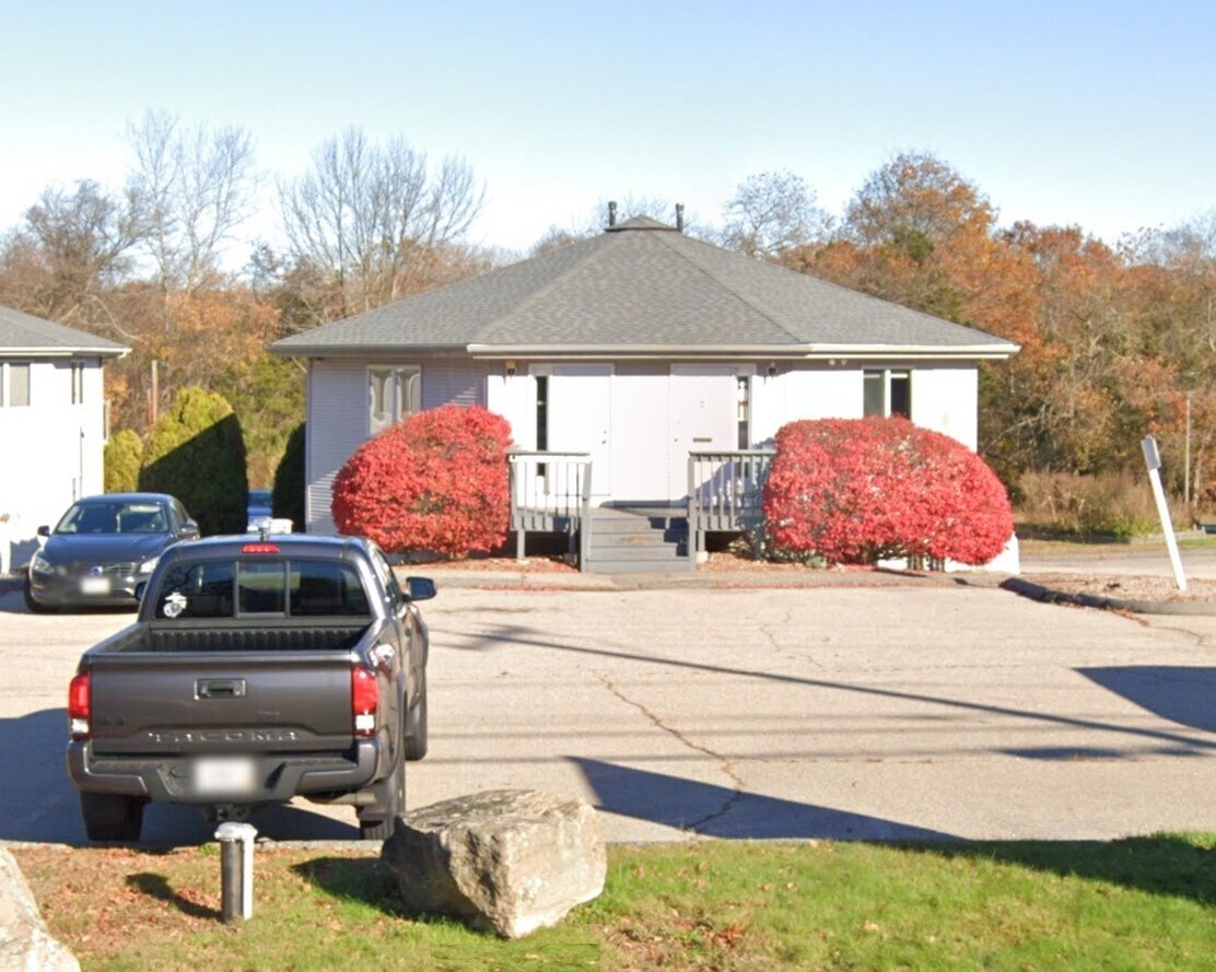 82 Norwich Westerly Rd, North Stonington, CT à louer Photo principale– Image 1 sur 17