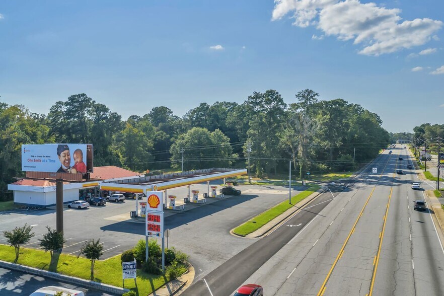 3758 Mercer University Dr, Macon-Bibb, GA à vendre - Photo de l’immeuble – Image 3 sur 10