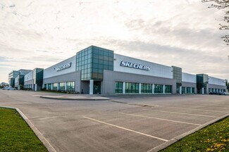 Plus de détails pour 5055 Satellite Dr, Mississauga, ON - Local d'activités à louer