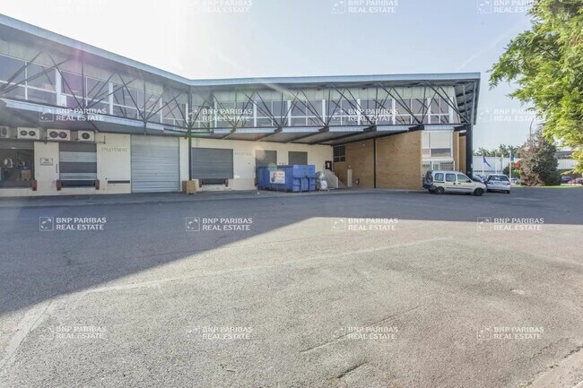 Plus de détails pour Bureau, Local d'activités à louer