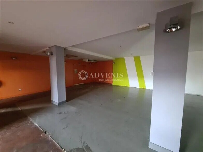 Local commercial dans Metz à louer - Photo de l’immeuble – Image 3 sur 7