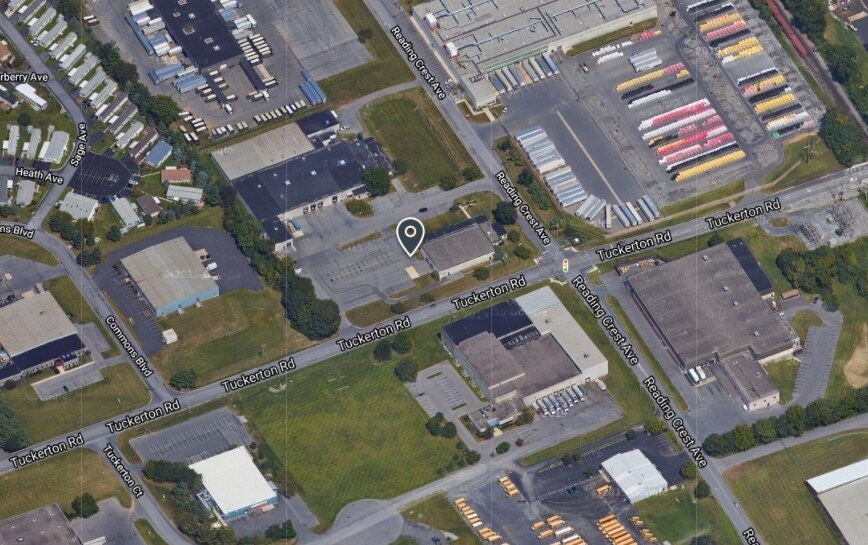 251 Tuckerton Rd, Reading, PA à vendre Photo principale– Image 1 sur 3