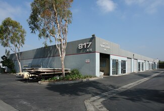 Plus de détails pour 809 S Lakeview Ave, Placentia, CA - Local d'activités à louer
