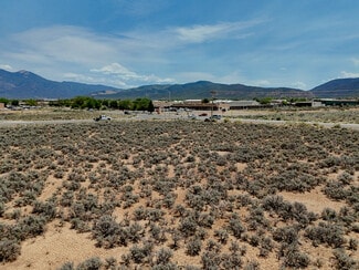 Plus de détails pour Corner of Paseo del Cannon and Salazar Rd, Taos, NM - Terrain à vendre