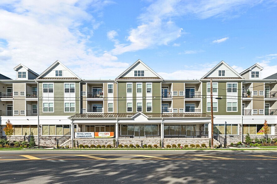 1 Housel Cir, Hillsborough, NJ à louer - Photo de l’immeuble – Image 3 sur 22