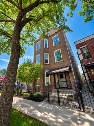 Plus de détails pour 2744 S Millard Ave, Chicago, IL - Logement à vendre