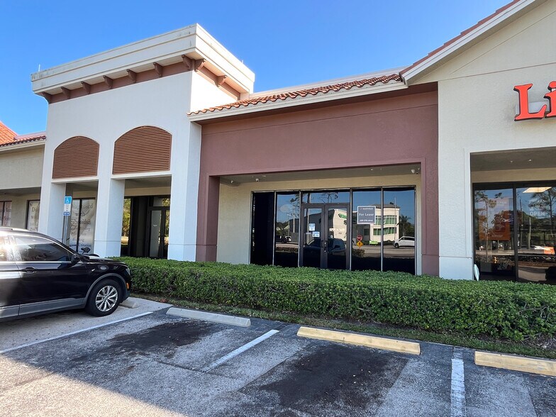 19451 S Tamiami Trl, Fort Myers, FL à louer - Photo de l’immeuble – Image 2 sur 2