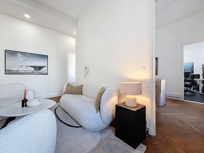 Plus de détails pour Bureau à louer