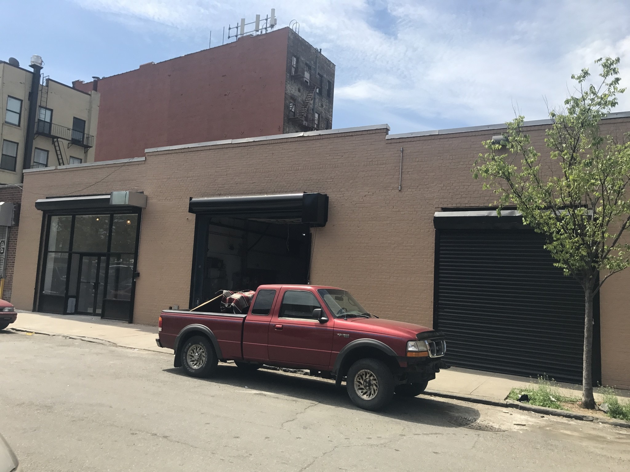 250 E 137th St, Bronx, NY à vendre Photo principale– Image 1 sur 7