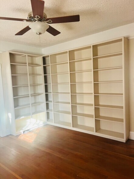 325-331 E Liberty St, Reno, NV à vendre - Photo de l’immeuble – Image 3 sur 7