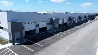 Plus de détails pour 16101 Lee Rd, Fort Myers, FL - Local d'activités à louer