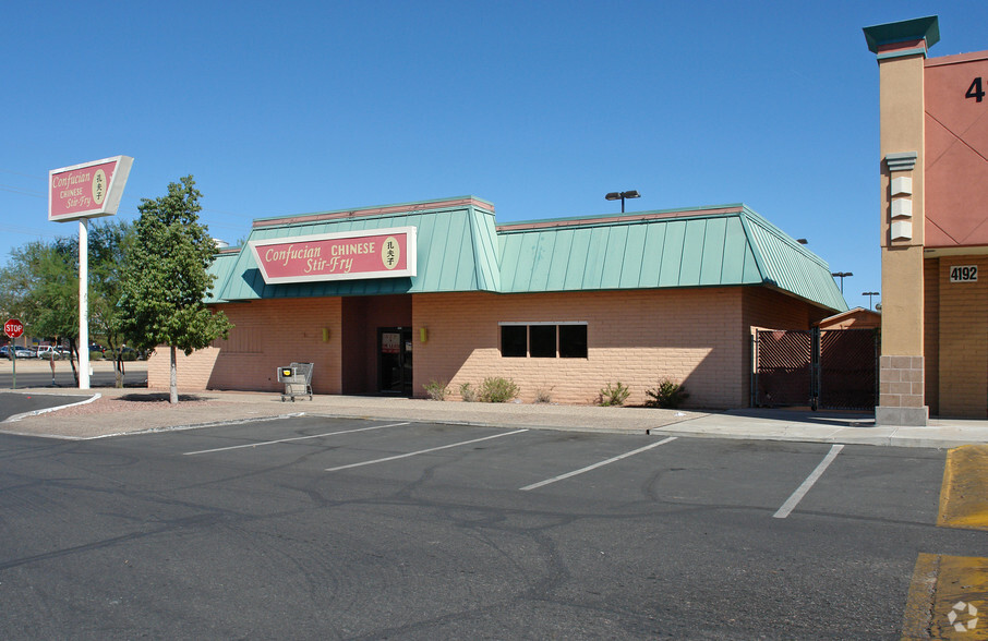 4202 E 22nd St, Tucson, AZ à vendre - Photo de l’immeuble – Image 2 sur 6