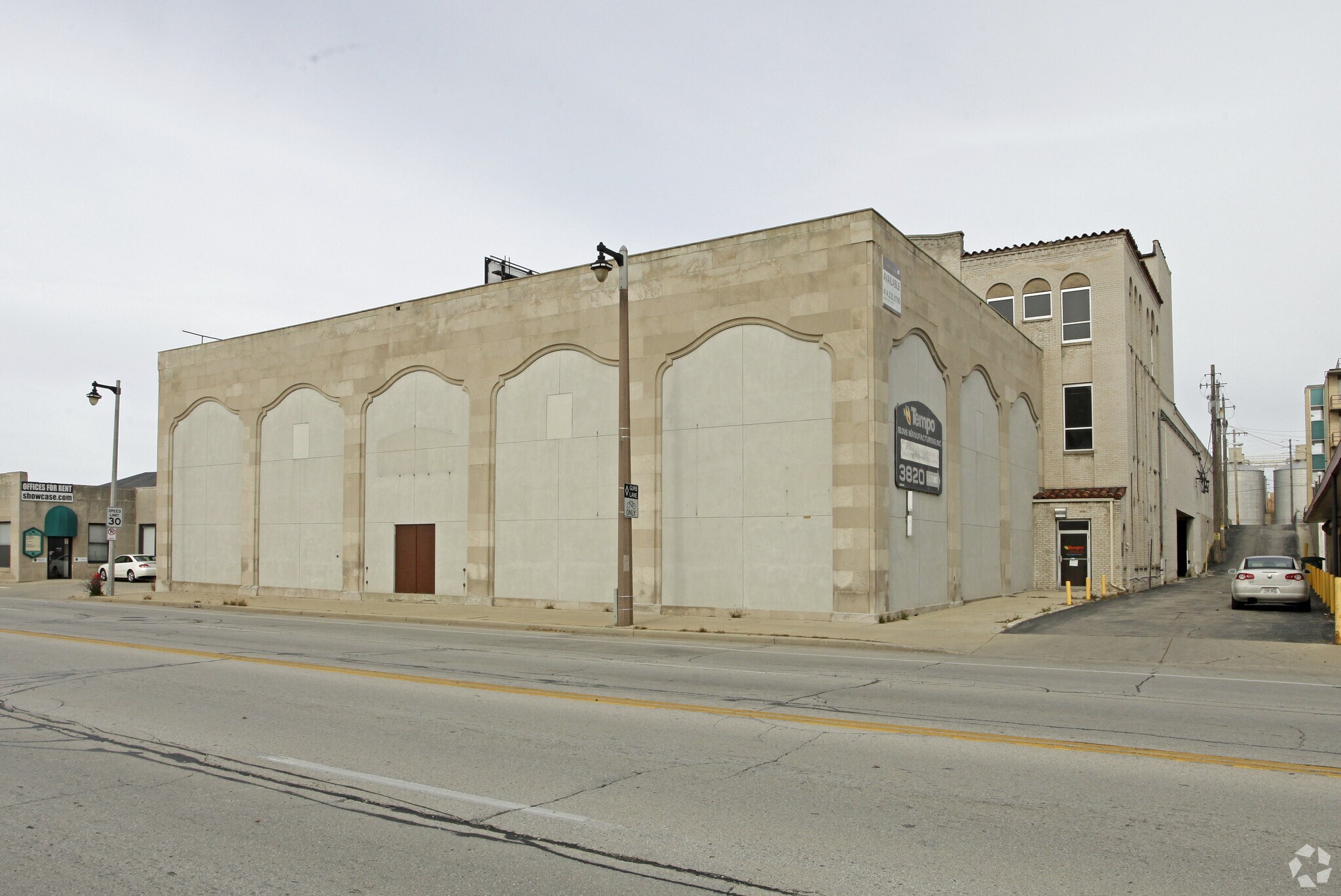3831 W Wells St, Milwaukee, WI à vendre Photo principale– Image 1 sur 5