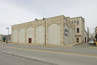 Plus de détails pour 3831 W Wells St, Milwaukee, WI - Industriel/Logistique à vendre