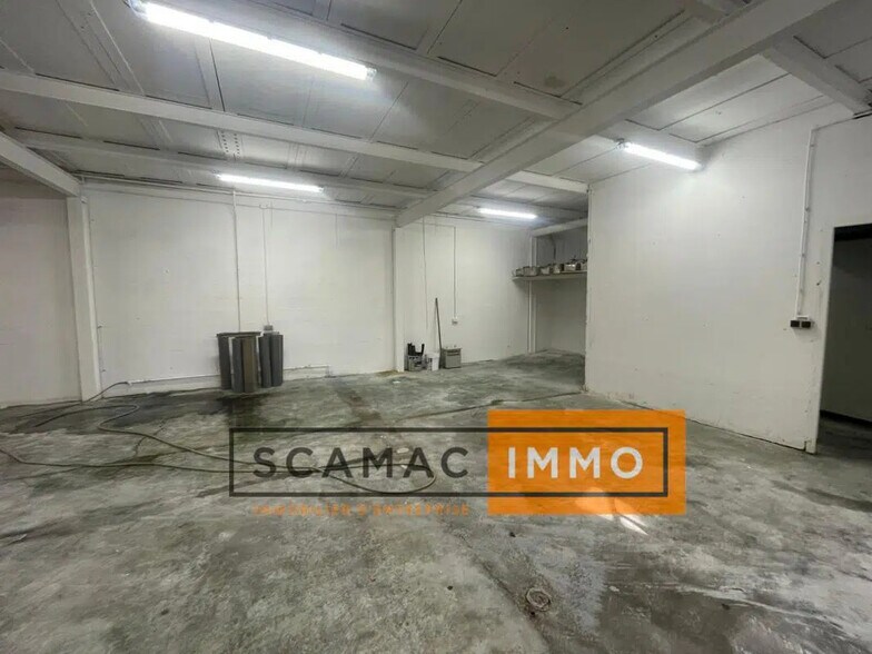 Industriel/Logistique dans Corbeil-Essonnes à louer - Photo de l’immeuble – Image 3 sur 6