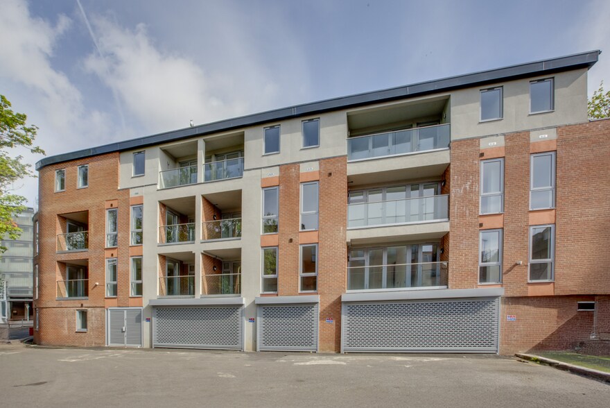17-19 Frogmoor, High Wycombe à louer - Photo de l’immeuble – Image 3 sur 3