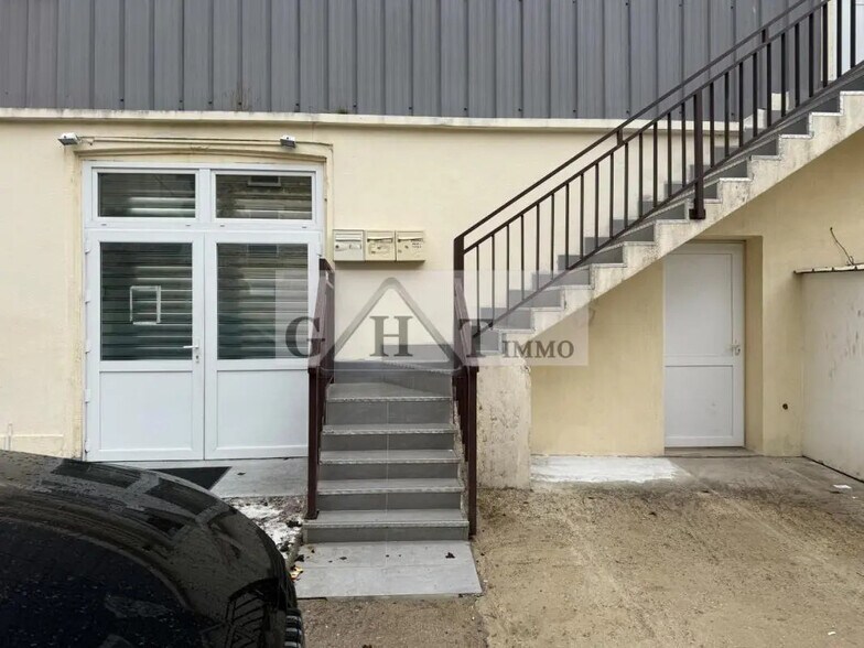 Bureau dans Juvisy-sur-Orge à louer - Photo de l’immeuble – Image 1 sur 6